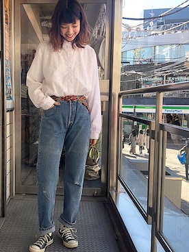 「levis501のアイテム（デニムパンツ、ブルー系）」を使った、HUG Harajukuさん（レディース・163cm）の冬コーディネート