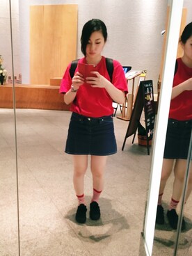 デニムスカートを使った 赤tシャツ の人気ファッションコーディネート ユーザー その他ユーザー 季節 3月 5月 Wear
