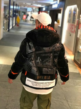 「AVIREX（アヴィレックス）のアイテム（ダウンジャケット/コート）」を使った、TAKUYAさん（メンズ・172cm）の夏コーディネート