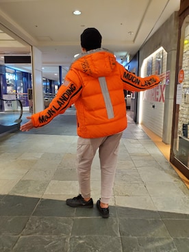 「AVIREX（アヴィレックス）のアイテム（ダウンジャケット/コート）」を使った、TAKUYAさん（メンズ・172cm）の秋コーディネート