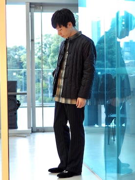 「BEAMS LIGHTS」｜「アイテム（ダウンジャケット/コート）」を使った、TAMBATA NAOTOさん（メンズ・171cm）の秋コーディネート