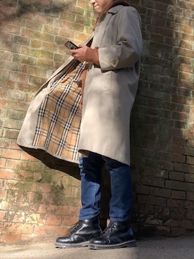 「リーバイス」｜「アイテム（ステンカラーコート）」を使った、mashaさん（メンズ・173cm）の冬コーディネート