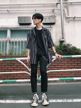 「DISCOVERED（ディスカバード）のアイテム（トップス）」を使った、KULO さん（メンズ・180cm）の春コーディネート