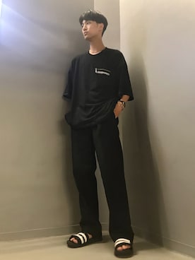 「DISCOVERED（ディスカバード）のアイテム（トップス）」を使った、KULO さん（メンズ・180cm）の夏コーディネート