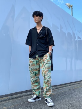 「BASISBROEK（バシスブルック）のアイテム（トップス）」を使った、KULO さん（メンズ・180cm）の秋コーディネート