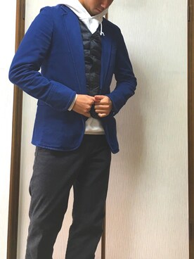 「STUSSY（ステューシー）のアイテム（パーカー、ホワイト系）」を使った、フッジーさん（メンズ・180cm）の秋コーディネート