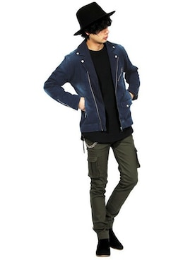 「８(eight)（エイト）のレザー ブレスレット 革 皮 バングル（バングル/リストバンド）」を使った、8(eight)さん（メンズ・175cm）の冬コーディネート