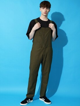 「８(eight)（エイト）のアイテム（サロペット/オーバーオール）」を使った、8(eight)さん（メンズ・180cm）の夏コーディネート