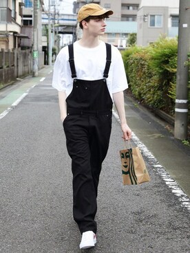 「ストリートカジュアル」｜「アイテム（オールインワン・サロペット）」を使った、8(eight)さん（メンズ・180cm）の秋コーディネート