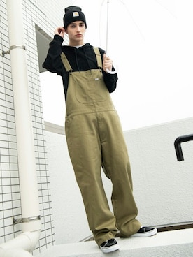 「８(eight)（エイト）のアイテム（サロペット/オーバーオール）」を使った、8(eight)さん（メンズ・180cm）の冬コーディネート