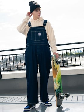 「８(eight)（エイト）のアイテム（サロペット/オーバーオール）」を使った、8(eight)さん（メンズ・180cm）の冬コーディネート