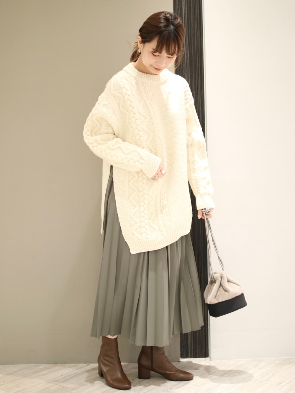 unfil（アンフィル）の「【unfil】フレンチメリノケーブルニット