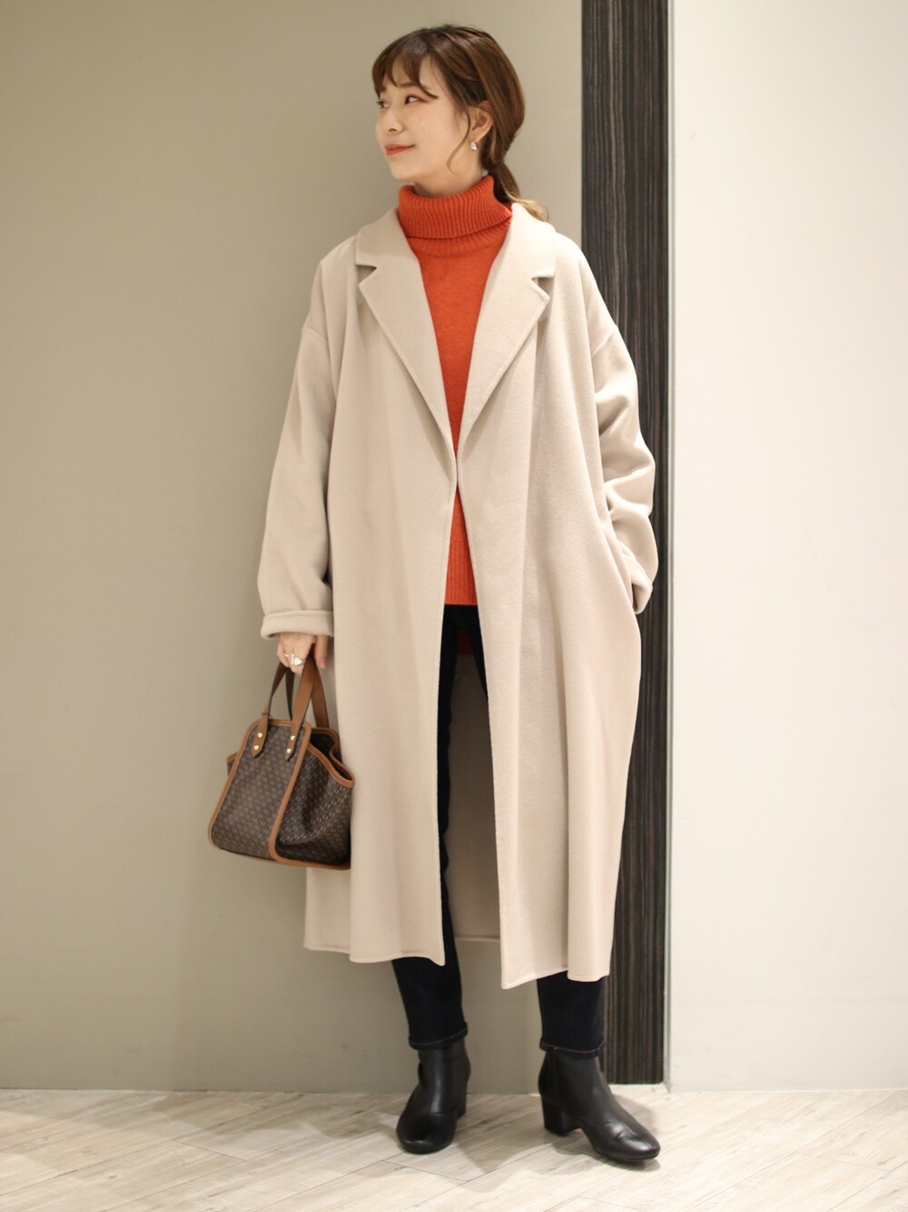 URBAN RESEARCH DOORS ロングチェスターガウンコート URBAN RESEARCH DOORS ロングチェスターガウンコート - メルカリ