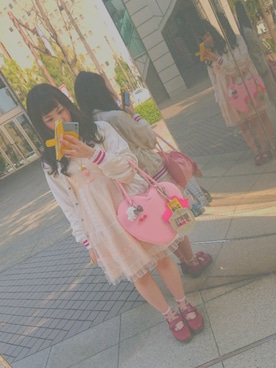 「エミキュ」｜erikaさん（レディース・157cm）の春コーディネート