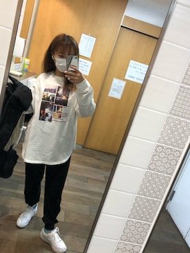 「ストリート系」｜「アイテム（スウェットパンツ）」を使った、makaaa001さん（レディース・150cm）の冬コーディネート