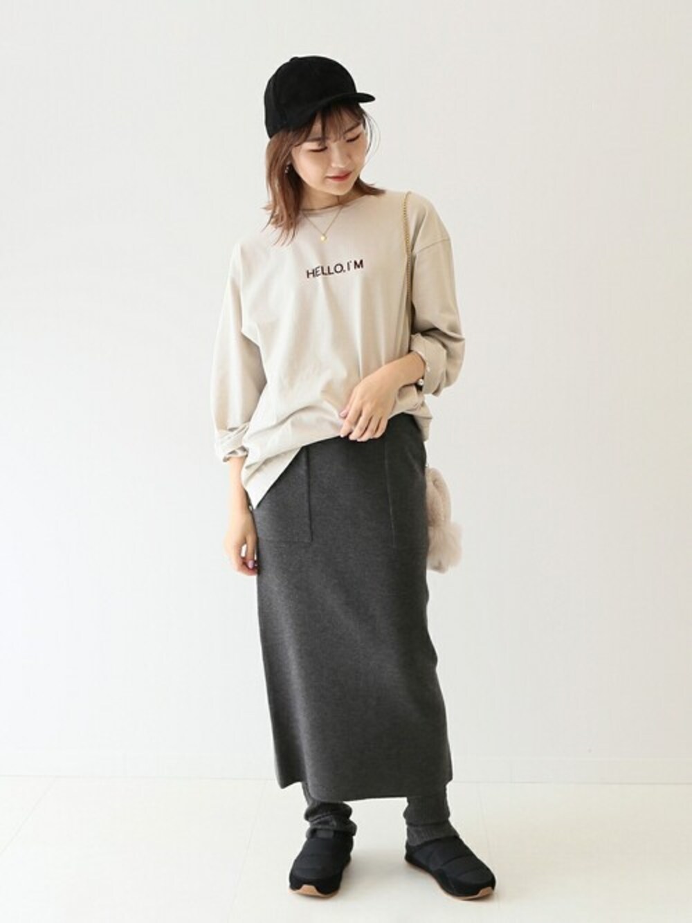 「スカート、キャップ、レギンス、レイヤードスタイル、大人カジュアル、休日スタイル、slobeiena、スローブイエナ」｜「SLOBE IENAの【Ridgewood Caps/リッジウッドキャップス】 SUEDE キャップ◆（キャップ、ブラック系）」を使った、Yuriさん（レディース・159cm）の秋コーディネートの1枚目の写真