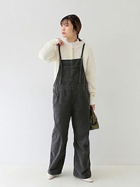 「SLOBE IENA（スローブイエナ）のアイテム（オールインワン・サロペット）」を使った、Yuriさん（レディース・159cm）の秋コーディネート