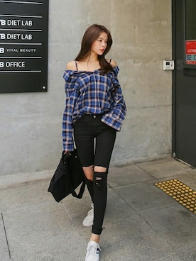 「D&B By DABAGIRL（-）のアイテム」を使った、DaBaGIRLさん（レディース・163cm）の秋コーディネート