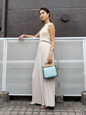 CHARLES & KEITHさんのコーディネート