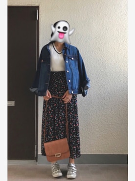 「ノースリーブニット」｜「アイテム（デニムジャケット）」を使った、tedさん（レディース・168cm）の秋コーディネート