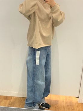 「UNIQLO（ユニクロ）のハイライズワイドストレートジーンズ（デニムパンツ）」を使った、amiさん（レディース・153cm）の冬コーディネート