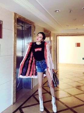 「アイテム（ピアス（両耳用））」を使った、小乐宝儿さん（レディース・170cm・20代）の秋コーディネート