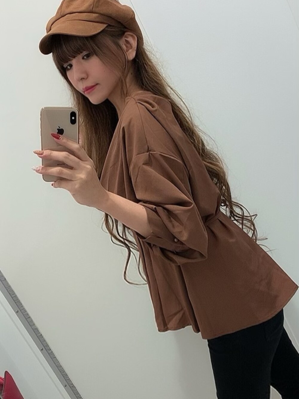 「シンプルコーデ、ootd、ママコーデ、ファッション、マタニティコーデ、マタニティー、今日のコーデ、ブラウンコーデ」｜「La-gemmeのカシュクールペプラムブラウス（シャツ/ブラウス、ブラウン系）」を使った、kumiさん（レディース・166cm）の春コーディネートの1枚目の写真
