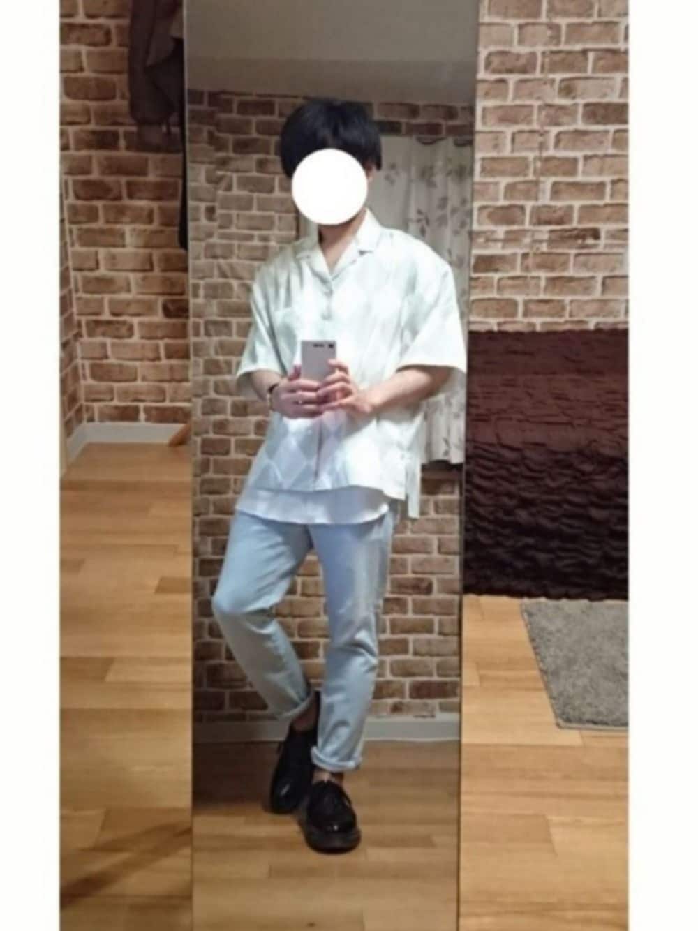 「夏コーデ、オープンカラーシャツ、タンクトップ、スキニーデニム、革靴、腕時計」｜「Name.のName. DIAMOND PATTERN OPEN COLLAR SHIRT (NMSH-18SS-019)（シャツ/ブラウス、ベージュ系）」を使った、tskz.さん（メンズ・161cm）の夏コーディネートの1枚目の写真