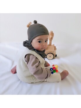 「アイテム（スタイ/よだれかけ、グレー系）」を使った、yukiさん（キッズ・70cm）の冬コーディネート