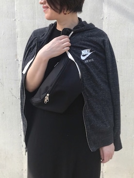 「TODAYFUL（トゥデイフル）のベンドフレームピアス（ピアス（両耳用））」を使った、mayu.tさん（レディース・155cm）の春コーディネート