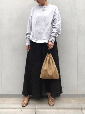 「TODAYFUL（トゥデイフル）のベンドフレームピアス（ピアス（両耳用））」を使った、mayu.tさん（レディース・155cm）の秋コーディネート