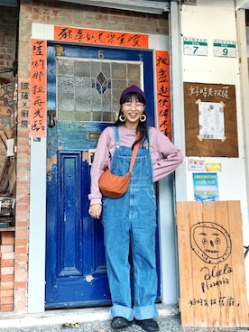 「TAIPEI」｜「アイテム（オールインワン・サロペット）」を使った、Olly さん（レディース・162cm）の春コーディネート