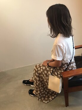 「DHOLIC（ディーホリック）のアイテム（スカート）」を使った、megumiさん（レディース・152cm）の春コーディネート