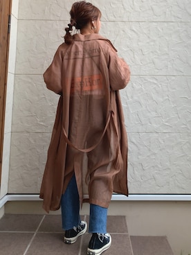 「ハイウエストデニム」｜「アイテム（トレンチコート）」を使った、megumiさん（レディース・152cm）の春コーディネート