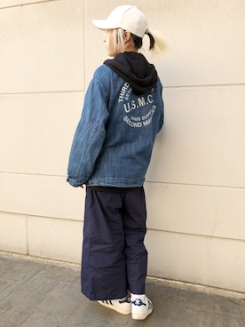 「白キャップ」｜「アイテム（ブルゾン）」を使った、Rさん（レディース・160cm）の春コーディネート