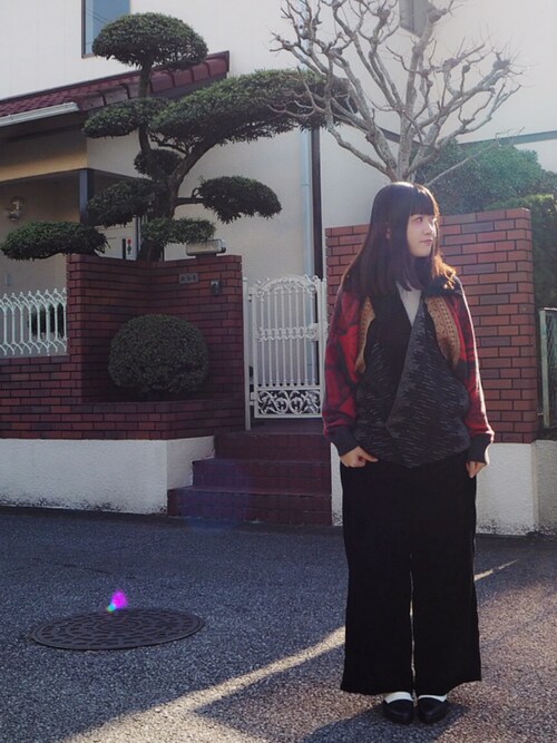 Yumiko Maruoka使用（TOGA）的時尚穿搭