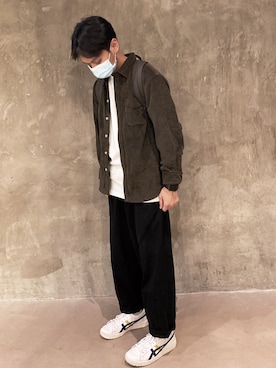 「ASICS（アシックス）のアイテム（スニーカー）」を使った、cwm.13さん（メンズ・173cm）の秋コーディネート