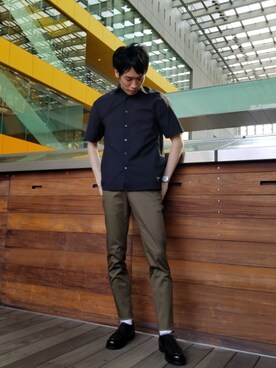 「UNITED TOKYO（ユナイテッドトウキョウ）のテーパードスキニーストレッチカラーパンツ（チノパンツ）」を使った、hashimoto yutaさん（メンズ・175cm）の夏コーディネート