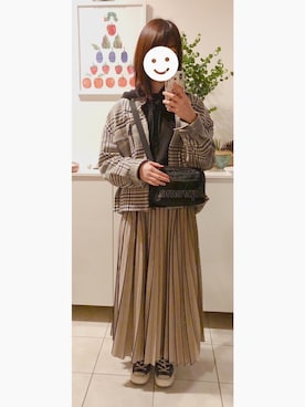 「H&M（エイチ・アンド・エム）のアイテム（パーカー）」を使った、Meiさん（レディース・159cm）の春コーディネート