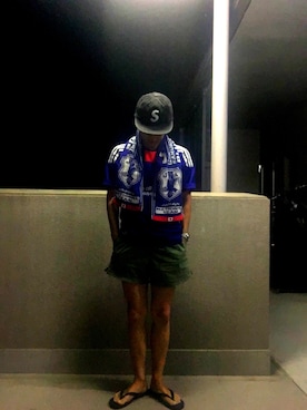 「サッカー」｜「アイテム（サンダル）」を使った、万太郎さん（メンズ・167cm）の夏コーディネート