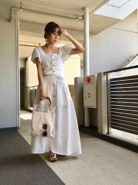 「オールホワイト」｜「アイテム（ビーチサンダル）」を使った、chan-miさん（レディース・163cm）の夏コーディネート