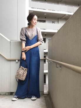 「ワッフルクルーネックＴ」｜「アイテム（オールインワン・サロペット）」を使った、chan-miさん（レディース・163cm）の秋コーディネート