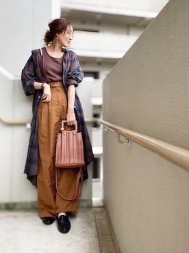 「プリーツバッグ」｜「アイテム（シャツワンピース）」を使った、chan-miさん（レディース・163cm）の秋コーディネート
