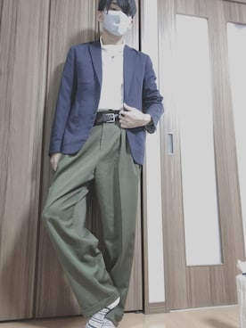 「古着のアイテム（パンツ、グリーン系）」を使った、のんさん（メンズ・177cm）の秋コーディネート