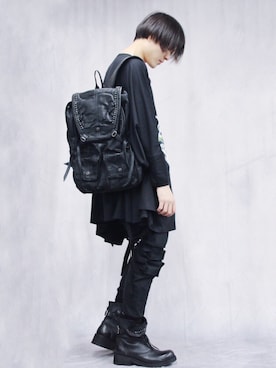 「KMRii（ケムリ）のアイテム（バッグ）」を使った、Azuma Yuhoさん（メンズ・178cm）の秋コーディネート
