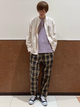 「SMITH'S（スミス）のアイテム（トップス）」を使った、coen たかひろさん（メンズ・183cm）の春コーディネート