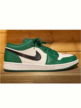 アオキ_sneakersさん（メンズ・172cm）の秋コーディネート