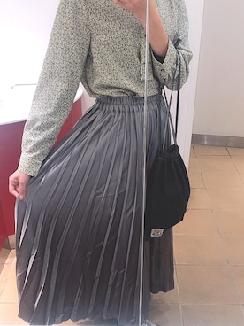 「SEVENDAYS=SUNDAY（セブンデイズサンデイ）のアイテム（シャツ/ブラウス）」を使った、紬さん（レディース・165cm）の春コーディネート