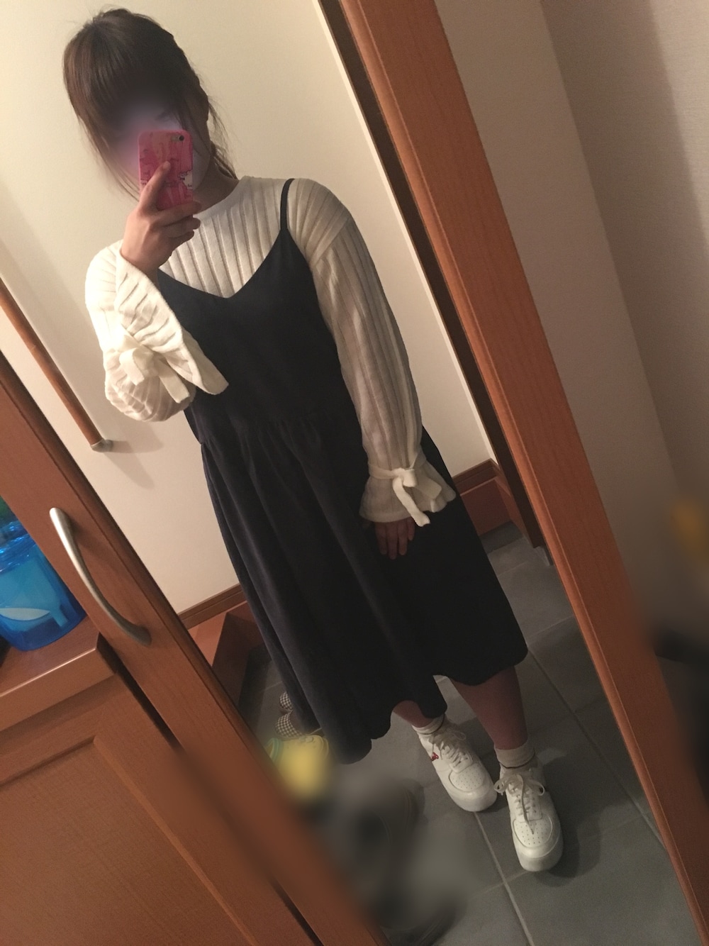 「春、spring、春コーデ、E hyphen world gallery、しまむら、ootd、ニット、ワンピース」｜「E hyphen world galleryの・リボン付ワイドスリーブプルオーバー（ニット/セーター、ホワイト系）」を使った、Moeka.Kさん（レディース・155cm）の春コーディネートの1枚目の写真