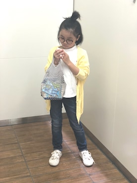 「ZARA（ザラ）のアイテム（カーディガン/ボレロ、イエロー系）」を使った、Sachiさん（キッズ）の春コーディネート